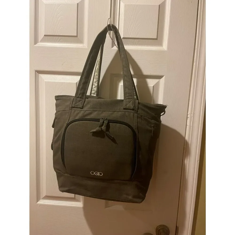 OGIO tote padded